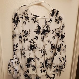 West Kei white and black tie sleeve blouse